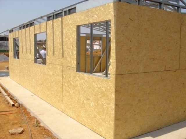 Reforço em Paredes de Drywall Reforço em Paredes de Drywall