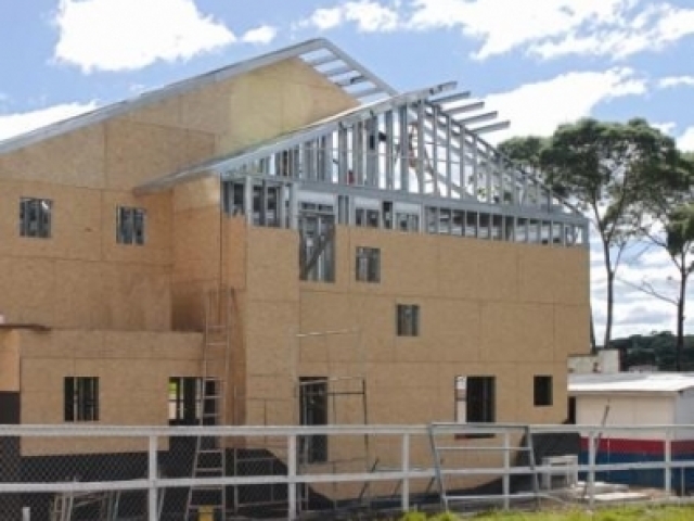 Reforço em Paredes de Drywall Reforço em Paredes de Drywall